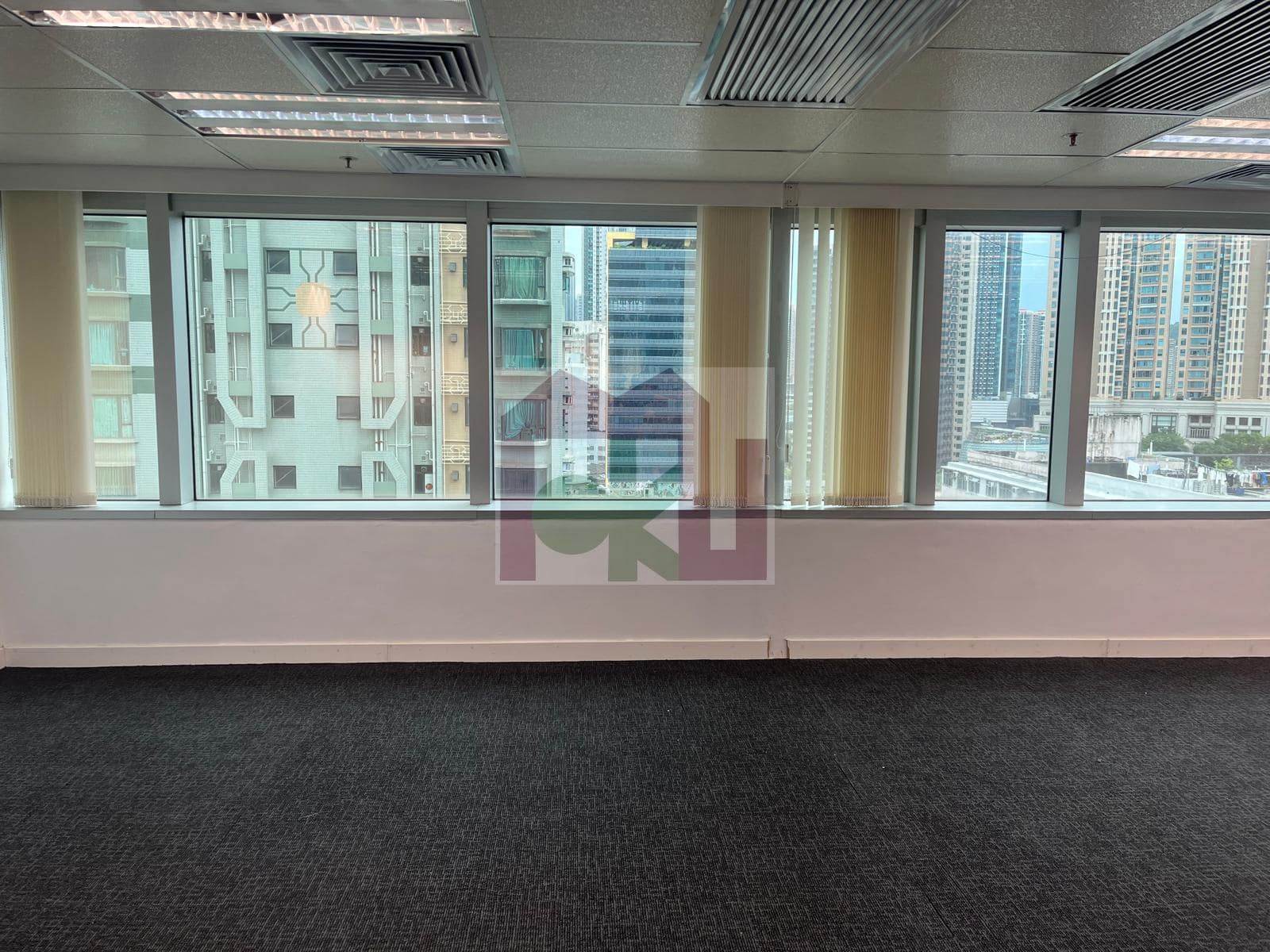 Hang Seng Tsuen Wan Building building or unit photo